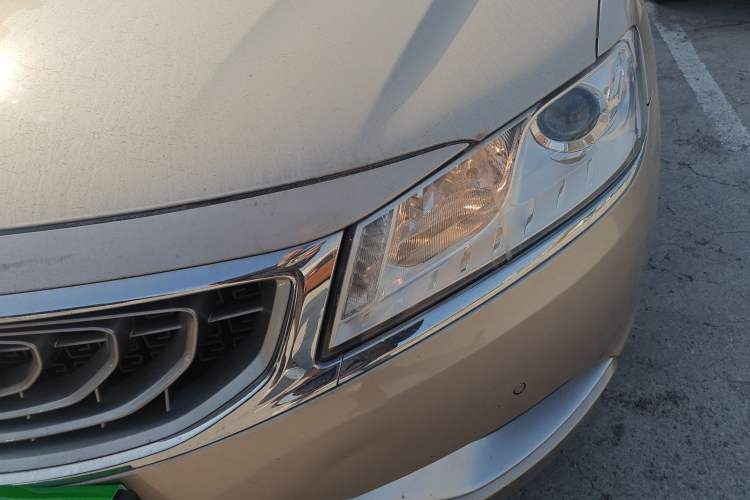 Used Geely Auto Emgrand GT 2015 2.4L Comfort Model Left Front Headlight
