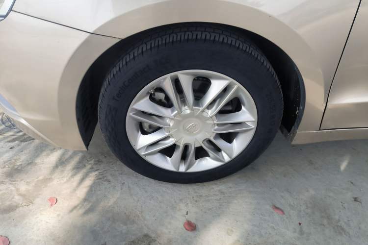 Used Geely Auto Emgrand GT 2015 2.4L Luxury Model Left Front Wheel Hub