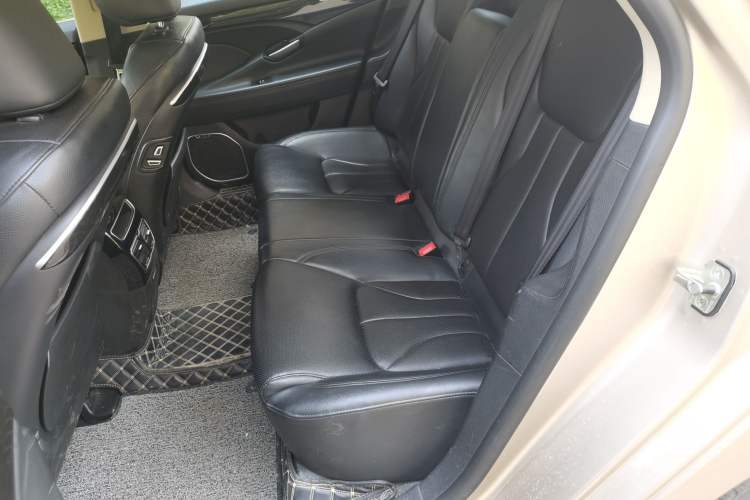 Used Geely Auto Emgrand GT 2015 1.8T Premium Model Left Rear Seat
