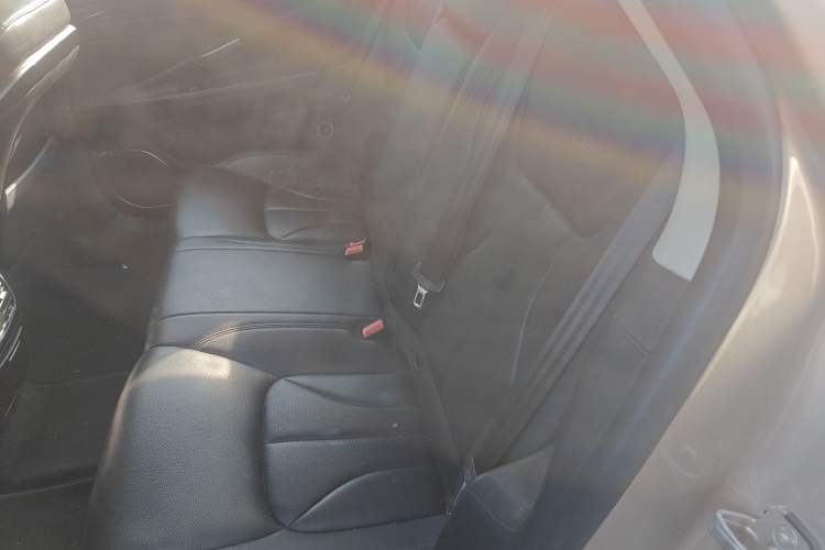 Used Geely Auto Emgrand GT 2015 2.4L Comfort Model Left Rear Seat