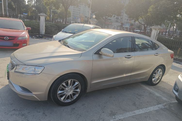 Used Geely Auto Emgrand GT 2015 2.4L Comfort Model Left Side