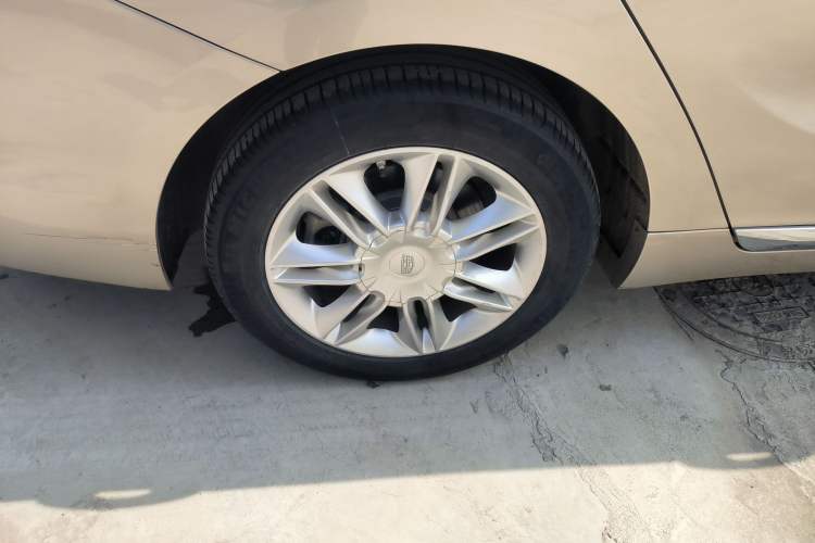 Used Geely Auto Emgrand GT 2015 2.4L Luxury Model Right Rear Wheel Hub