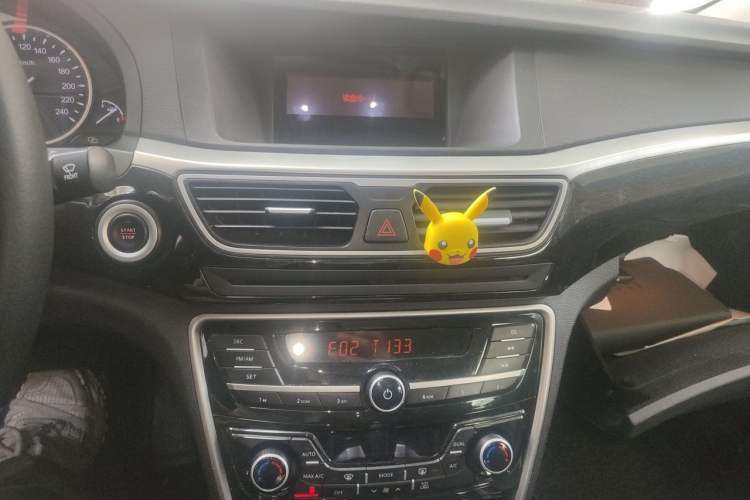 Used Geely Auto Emgrand GT 2015 1.8T Comfort Model Audio And AC Panel