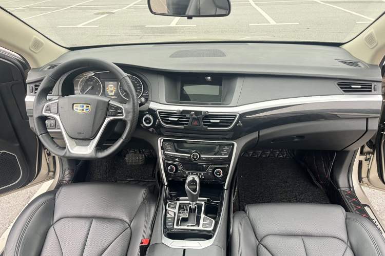 Used Geely Auto Emgrand GT 2015 2.4L Comfort Model Audio And AC Panel