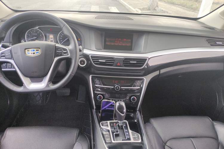 Used Geely Auto Emgrand GT 2015 2.4L Comfort Model Audio And AC Panel