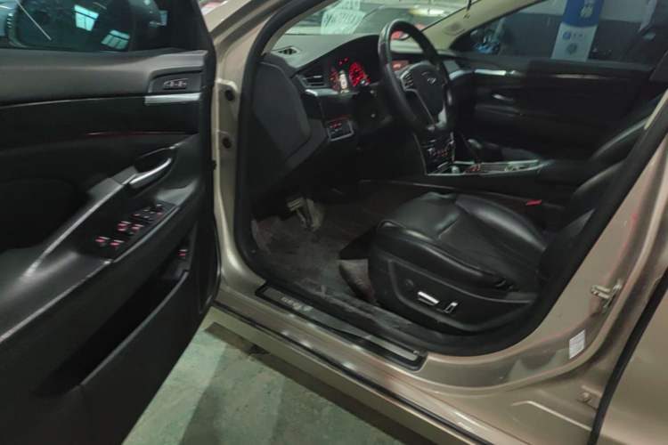 Used Geely Auto Emgrand GT 2015 1.8T Premium Model Driver Seat