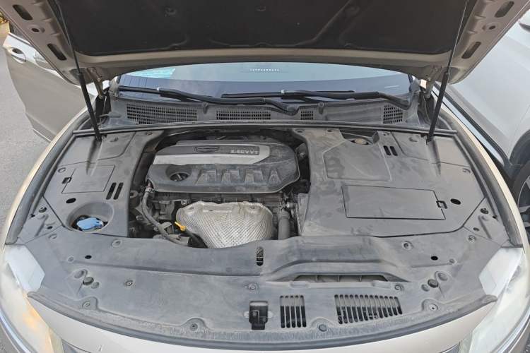 Used Geely Auto Emgrand GT 2015 2.4L Comfort Model Engine Bay