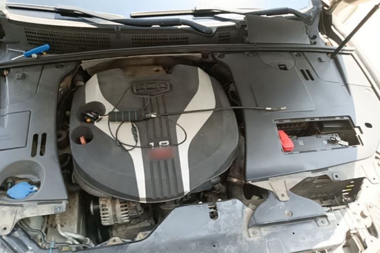 Used Geely Auto Emgrand GT 2015 1.8T Premium Model Engine Bay