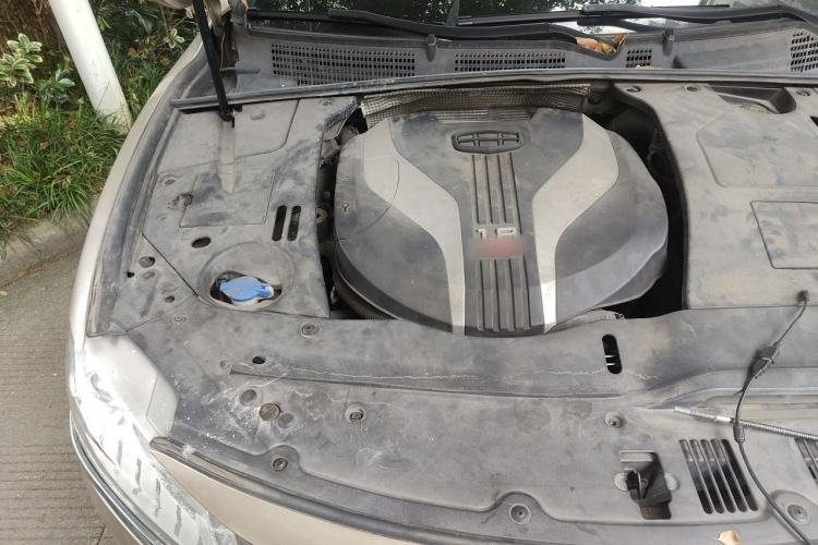 Used Geely Auto Emgrand GT 2015 1.8T Comfort Model Engine Bay Right