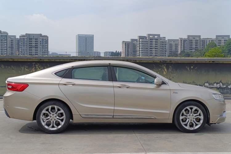 Used Geely Auto Emgrand GT 2015 1.8T Flagship Model Exterior 2
