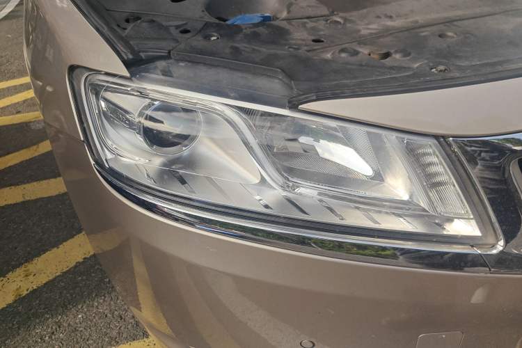 Used Geely Auto Emgrand GT 2015 1.8T Premium Model Exterior 6
