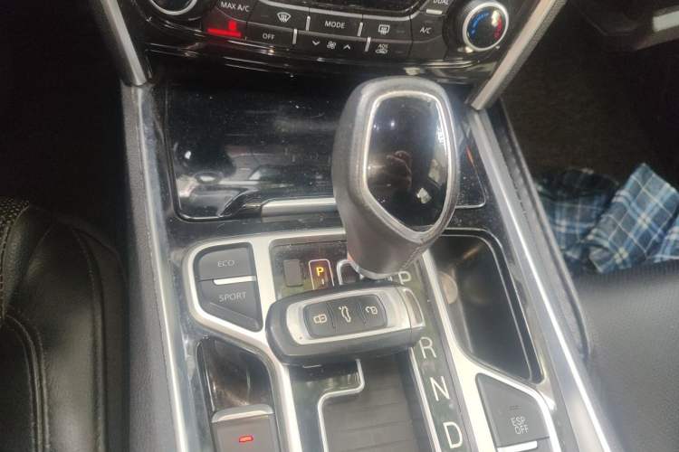 Used Geely Auto Emgrand GT 2015 1.8T Comfort Model Gear Lever