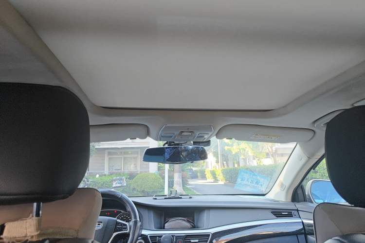 Used Geely Auto Emgrand GT 2015 2.4L Comfort Model Headliner