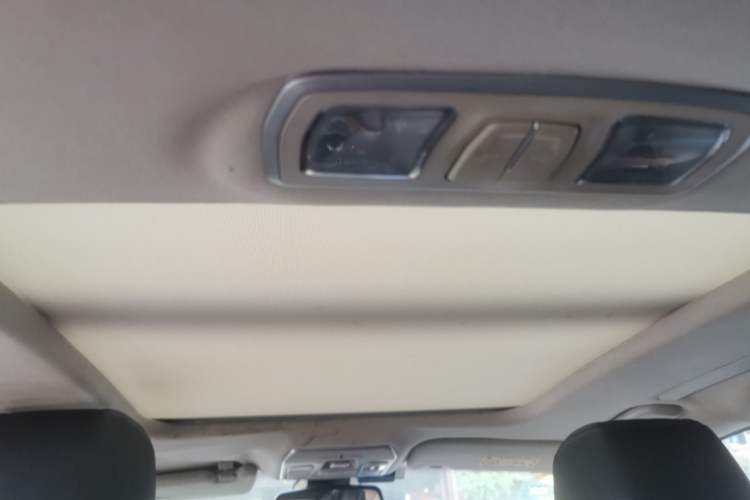 Used Geely Auto Emgrand GT 2015 1.8T Flagship Model Headliner