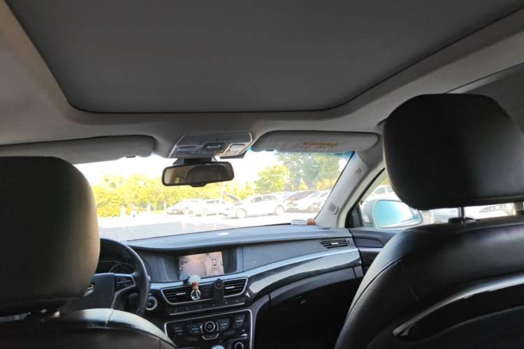 Used Geely Auto Emgrand GT 2015 1.8T Flagship Model Headliner