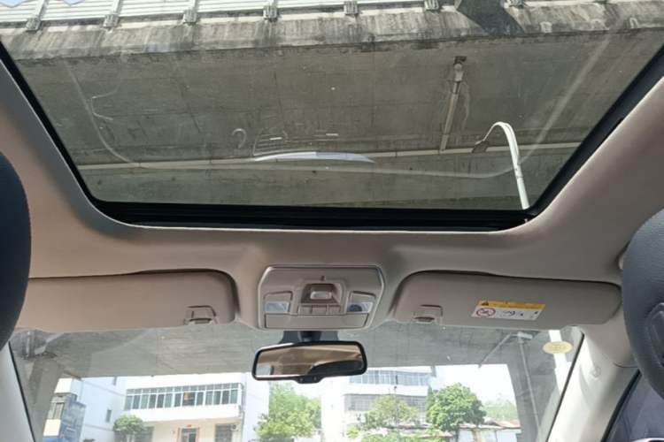 Used Geely Auto Emgrand GT 2015 1.8T Premium Model Headliner