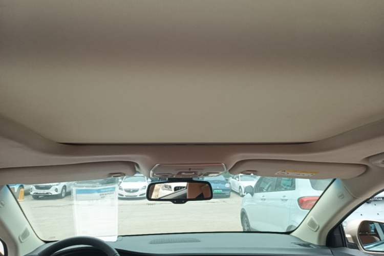 Used Geely Auto Emgrand GT 2015 1.8T Flagship Model Headliner