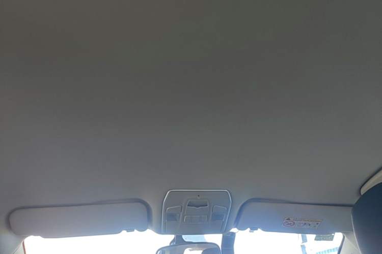 Used Geely Auto Emgrand GT 2015 2.4L Standard Edition Headliner