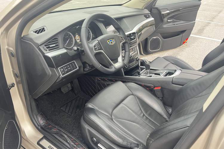 Used Geely Auto Emgrand GT 2015 2.4L Comfort Model Interior 2