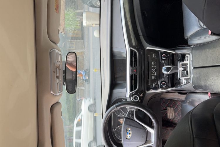 Used Geely Auto Emgrand GT 2015 2.4L Luxury Model Interior 3