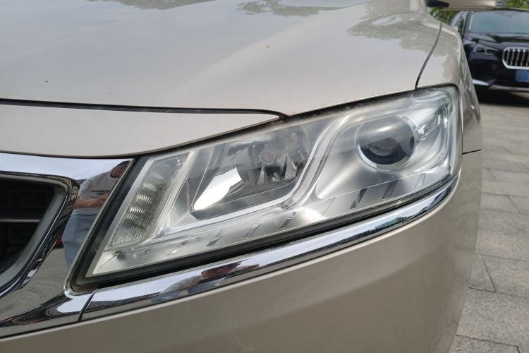 Used Geely Auto Emgrand GT 2015 1.8T Flagship Model Left Front Headlight