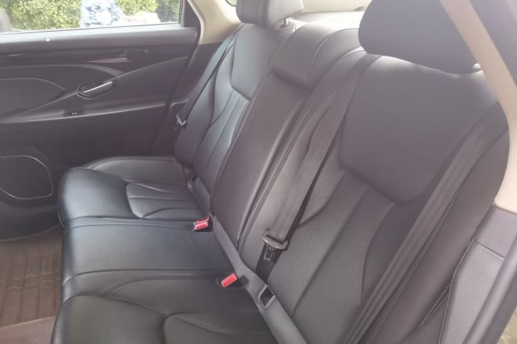 Used Geely Auto Emgrand GT 2015 2.4L Comfort Model Left Rear Seat