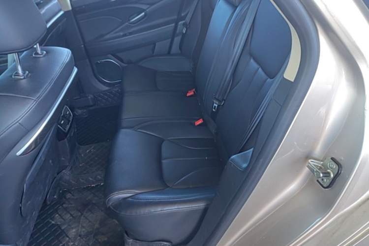 Used Geely Auto Emgrand GT 2015 2.4L Standard Edition Left Rear Seat