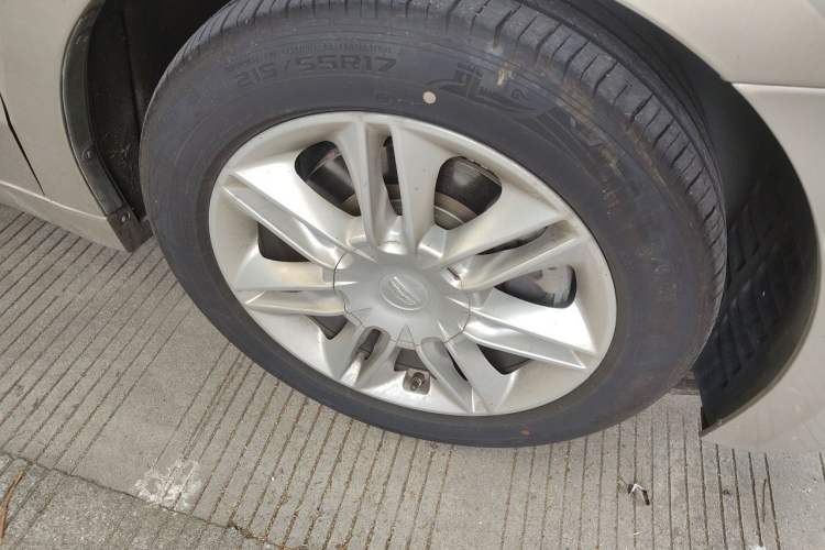 Used Geely Auto Emgrand GT 2015 1.8T Comfort Model Right Front Wheel Hub