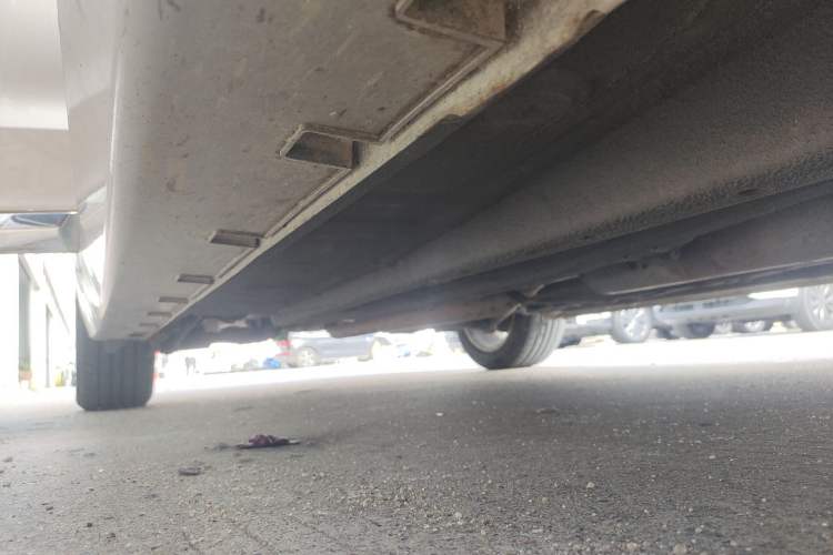 Used Geely Auto Emgrand GT 2015 2.4L Comfort Model Right Side Sill