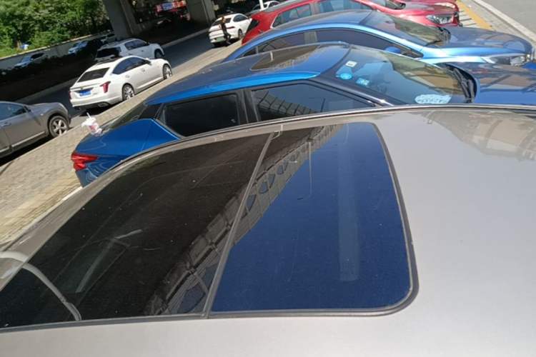 Used Geely Auto Emgrand GT 2015 1.8T Premium Model Roof