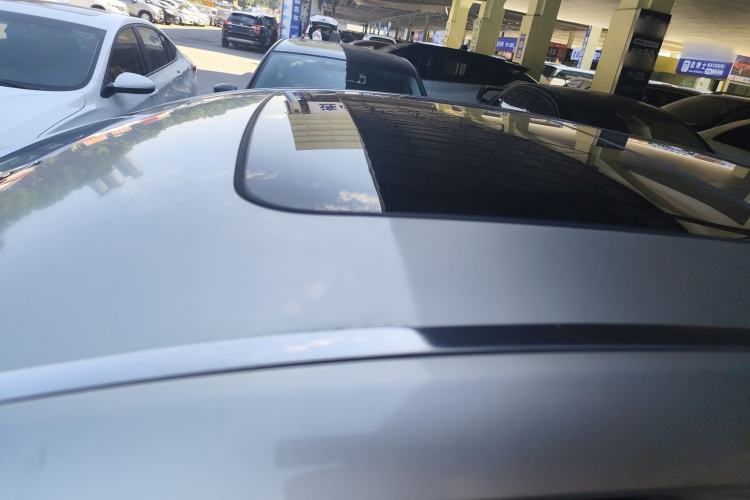 Used Geely Auto Emgrand GT 2015 2.4L Comfort Model Roof