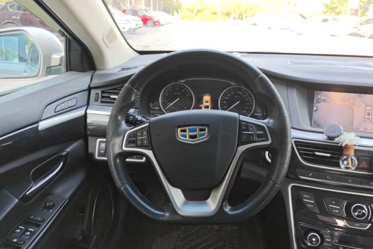 Used Geely Auto Emgrand GT 2015 1.8T Flagship Model Steering Wheel