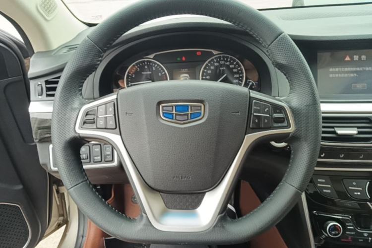 Used Geely Auto Emgrand GT 2015 1.8T Flagship Model Steering Wheel