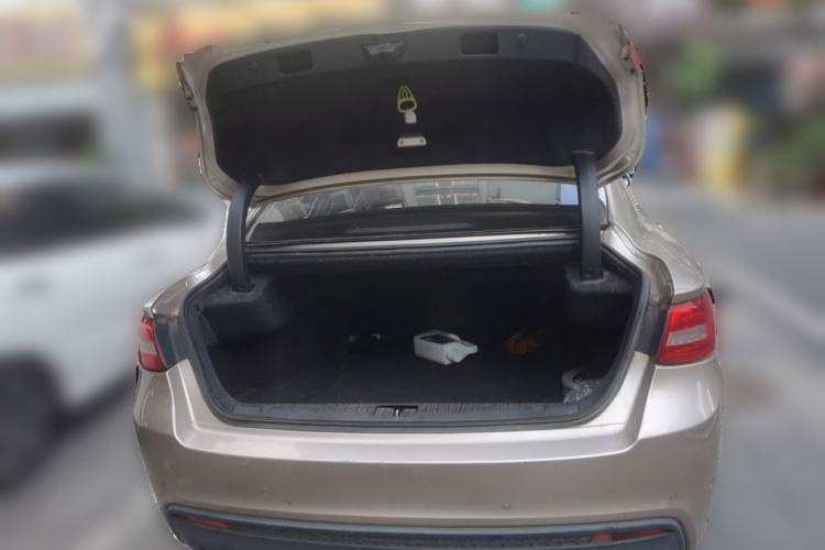 Used Geely Auto Emgrand GT 2015 1.8T Flagship Model Trunk