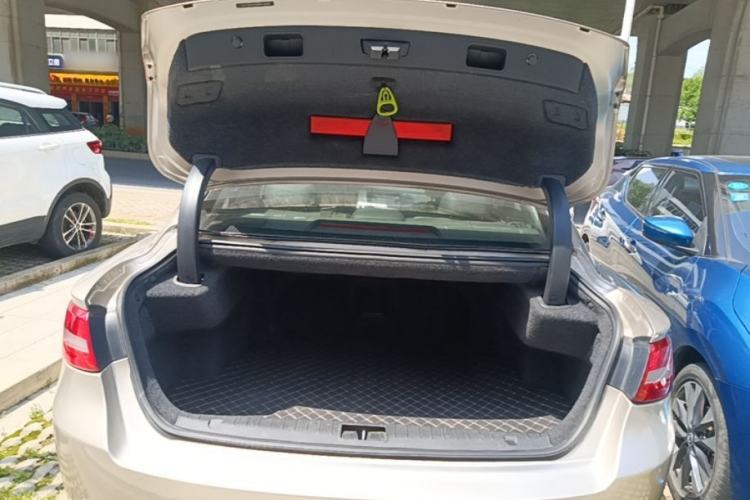 Used Geely Auto Emgrand GT 2015 1.8T Premium Model Trunk
