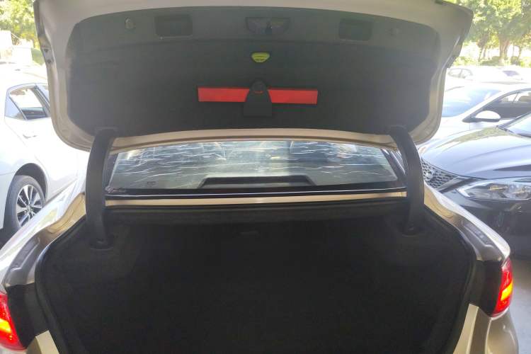 Used Geely Auto Emgrand GT 2015 2.4L Comfort Model Trunk
