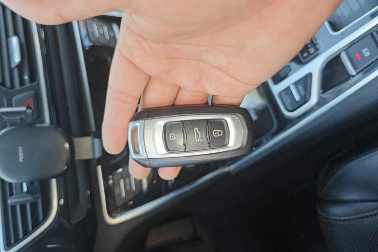 Used Geely Auto Emgrand GT 2015 2.4L Comfort Model Vehicle Key