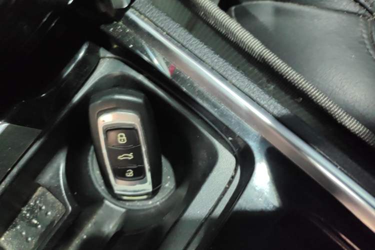 Used Geely Auto Emgrand GT 2015 1.8T Premium Model Vehicle Key