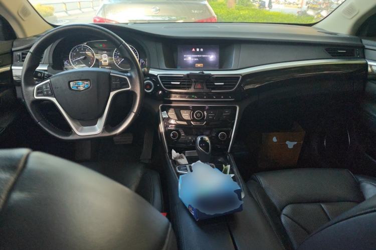 Used Geely Auto Emgrand GT 2015 1.8T Flagship Model Center Console