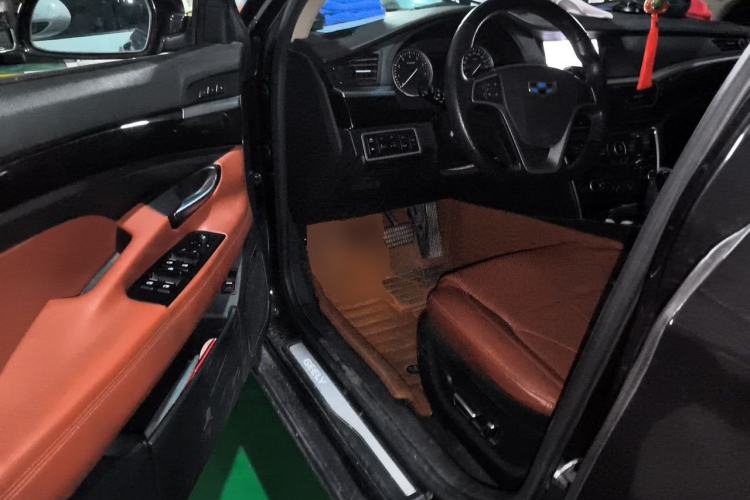 Used Geely Auto Emgrand GT 2015 Diplomatic Limited Edition 1.8T Premium Model Driver Seat