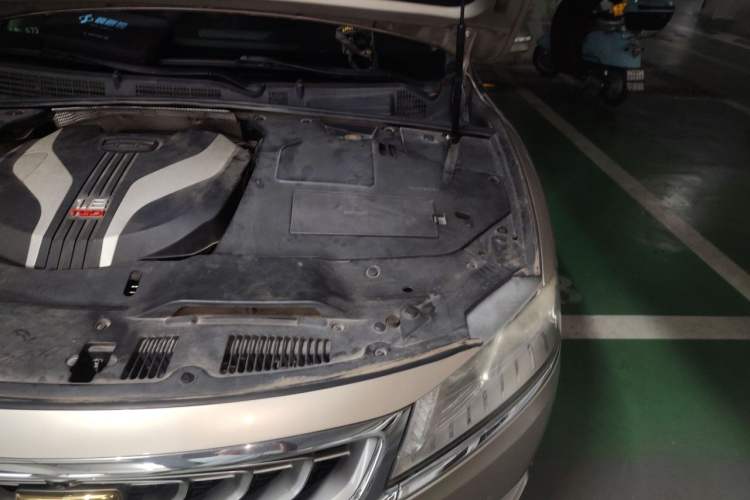 Used Geely Auto Emgrand GT 2015 1.8T Flagship Model Engine Bay Left
