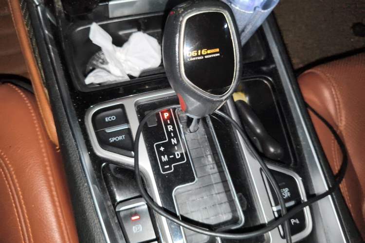 Used Geely Auto Emgrand GT 2015 Diplomatic Limited Edition 1.8T Premium Model Gear Lever