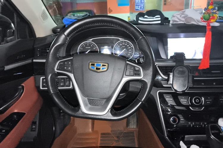 Used Geely Auto Emgrand GT 2015 Diplomatic Limited Edition 1.8T Premium Model Steering Wheel
