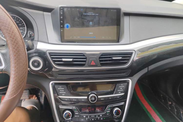 Used Geely Auto Emgrand GT 2015 2.4L Comfort Model Audio And AC Panel