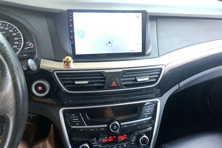 Used Geely Auto Emgrand GT 2015 1.8T Standard Model Audio And AC Panel