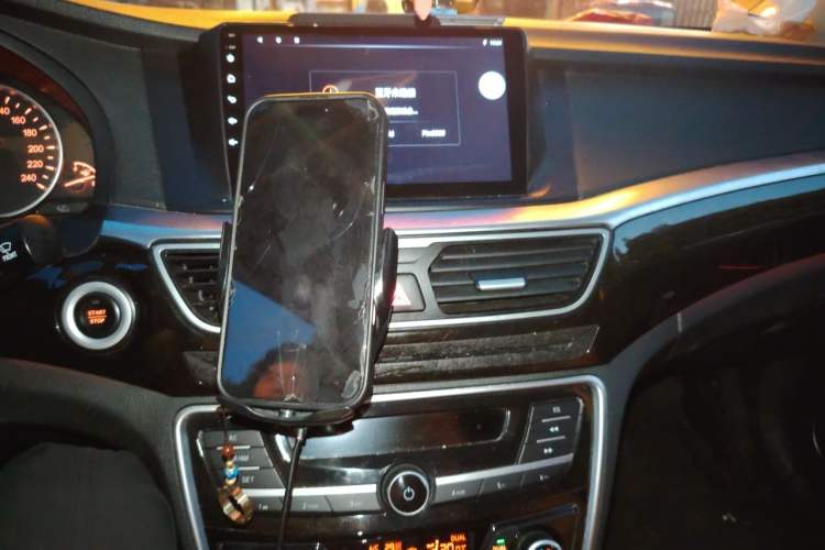Used Geely Auto Emgrand GT 2015 2.4L Comfort Model Audio And AC Panel
