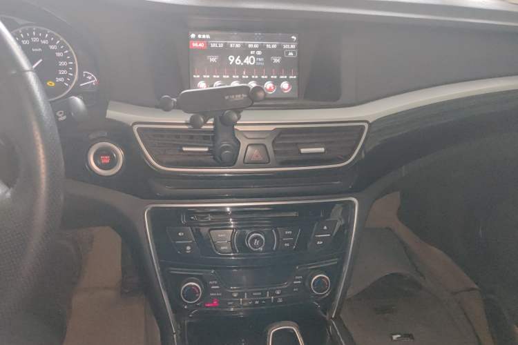 Used Geely Auto Emgrand GT 2015 2.4L Comfort Model Audio And AC Panel