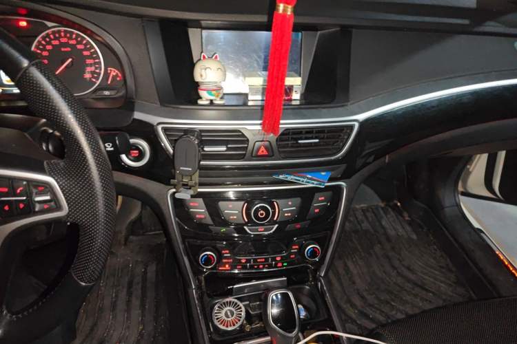 Used Geely Auto Emgrand GT 2015 1.8T Premium Model Audio And AC Panel