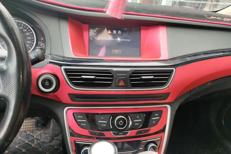 Used Geely Auto Emgrand GT 2015 1.8T Premium Model Audio And AC Panel