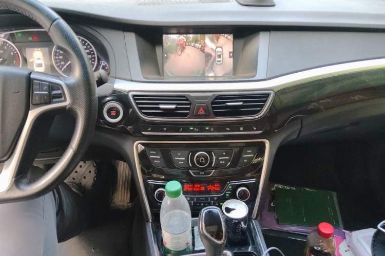 Used Geely Auto Emgrand GT 2015 1.8T Flagship Model Audio And AC Panel